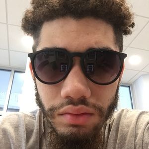 Meet your Posher, Tyler